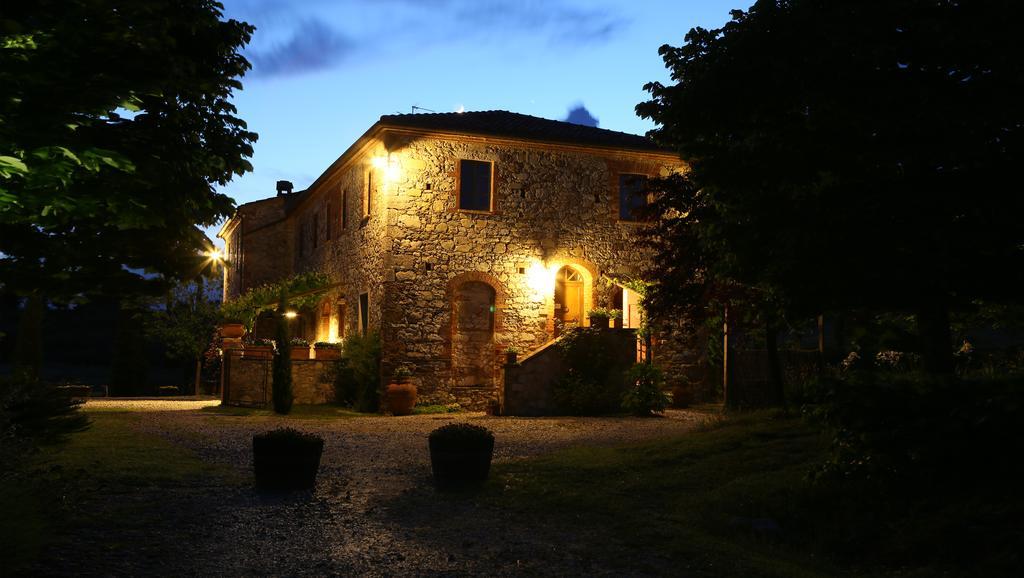 Agriturismo Podere Alberese อัสเชียโน ภายนอก รูปภาพ