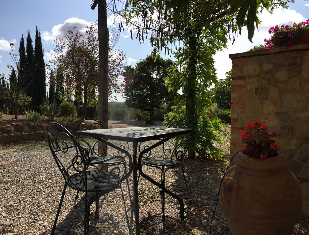 Agriturismo Podere Alberese อัสเชียโน ภายนอก รูปภาพ