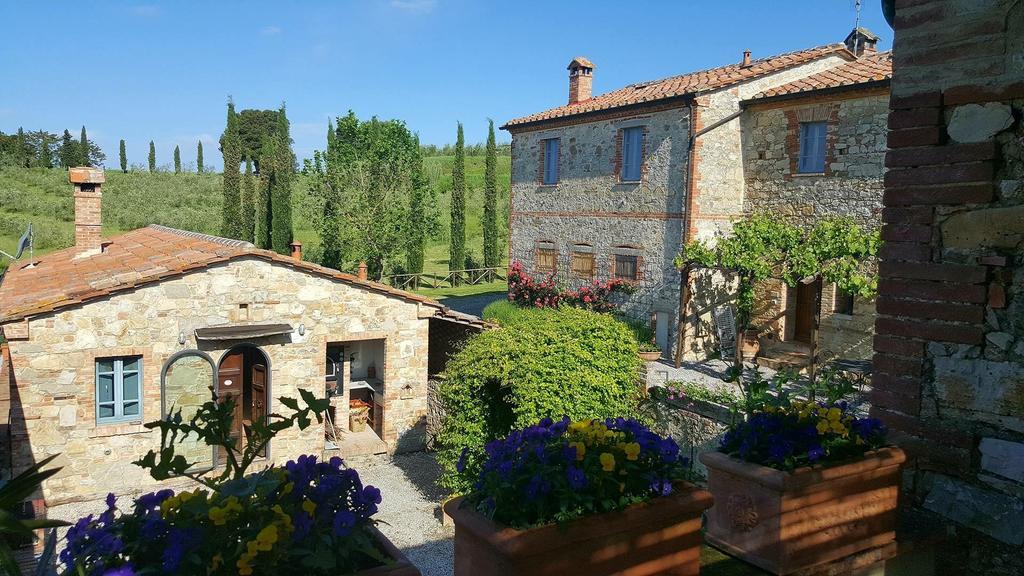 Agriturismo Podere Alberese อัสเชียโน ภายนอก รูปภาพ